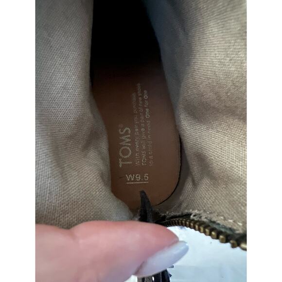 TOMS Women's Wool Leila Zip Up Ankle Bootie Grey Tribal Suede Wool Size 9 1/2 - Picture 11 of 11